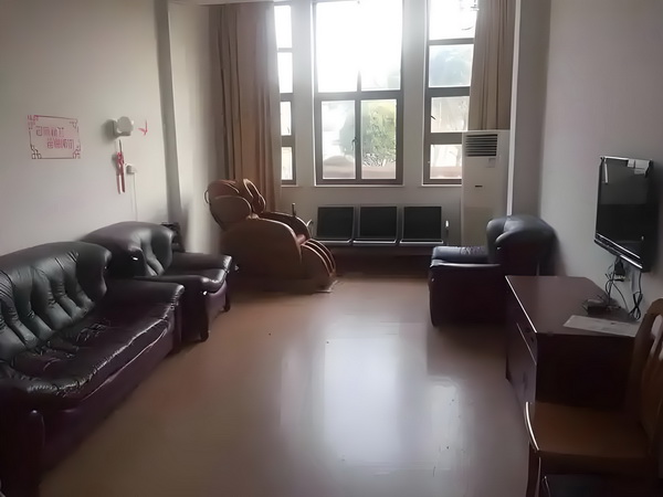秦岭秘事